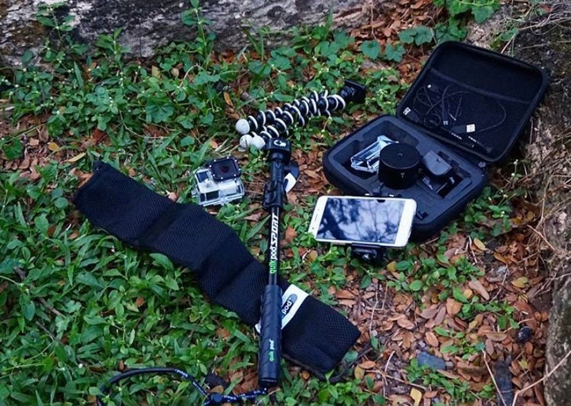 Quik_pod_sport_selfie_stick